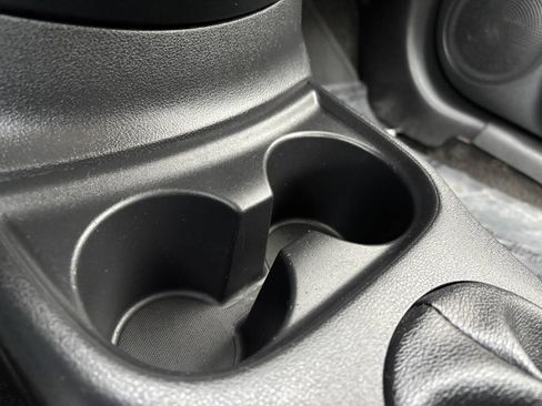 Used 2015 Nissan Versa S image 20