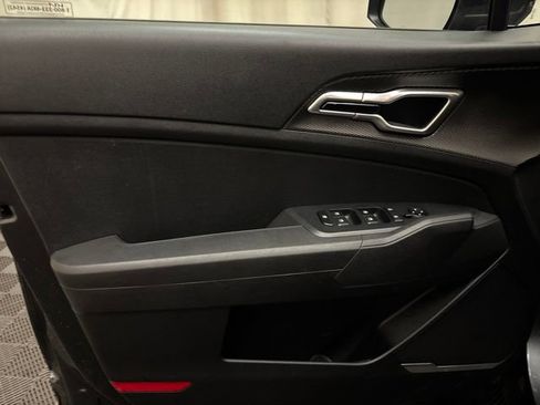 Certified 2023 Kia Sportage LX FWD image 10