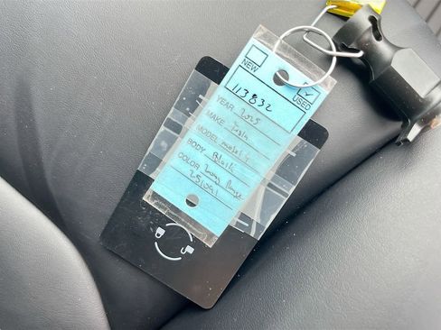 Used 2025 Tesla Model Y Long Range image 33