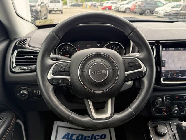 Used 2017 Jeep Compass Limited w/ Navigation Group AWD/4WD image 22
