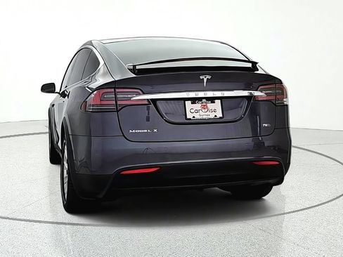 Used 2018 Tesla Model X 75D AWD/4WD image 5