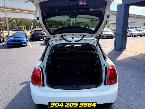 Used 2015 MINI Cooper 4-Door Hardtop FWD image 28