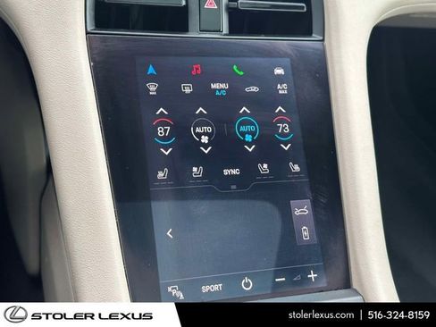 Used 2021 Porsche Taycan 4S image 26