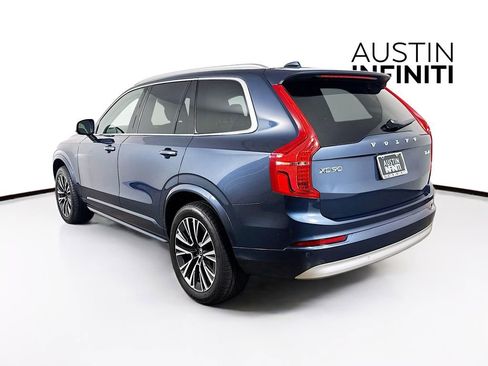 Used 2022 Volvo XC90 T6 Momentum w/ Advanced Package image 5