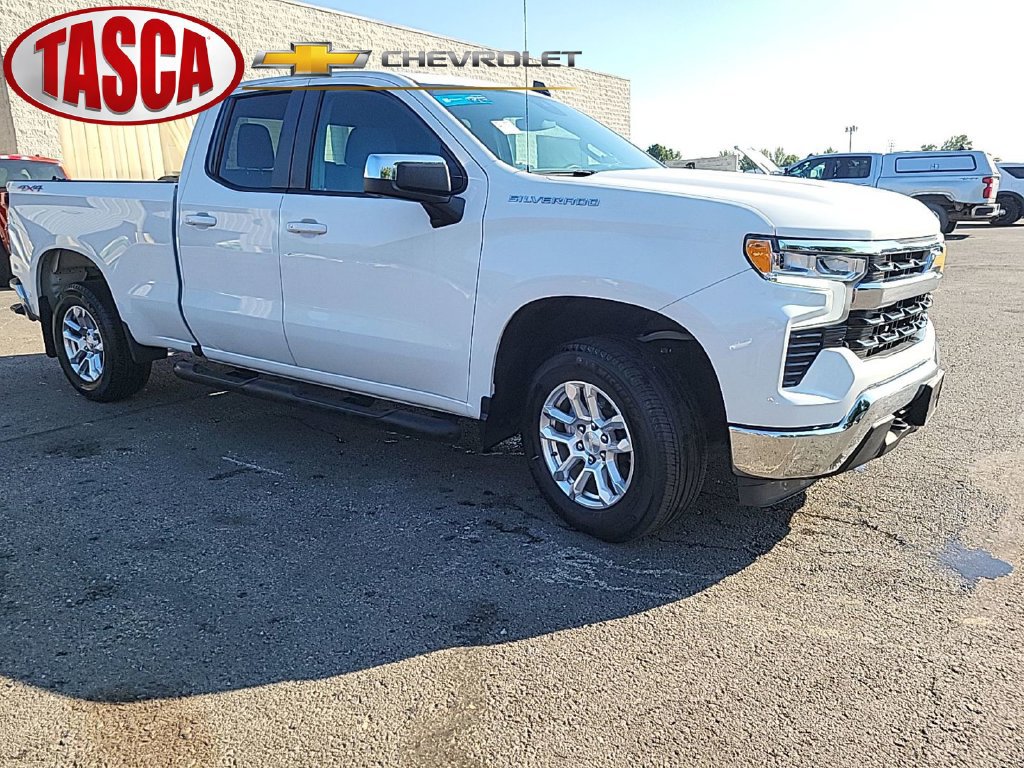 Used 2023 Chevrolet Silverado 1500 LT AWD/4WD image 1