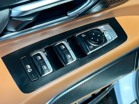 Used 2023 Kia Telluride SX X-Line image 18