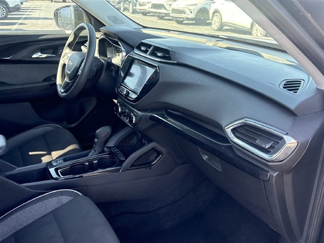 Certified 2021 Chevrolet TrailBlazer LT w/ Convenience Package AWD/4WD image 33