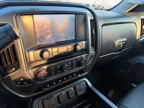 Used 2018 Chevrolet Silverado 2500 LTZ w/ Midnight Edition AWD/4WD image 16