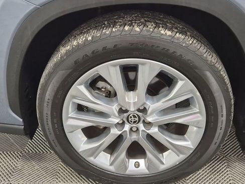 Used 2022 Toyota Highlander Limited image 29