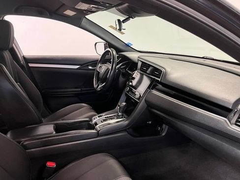 Used 2020 Honda Civic Sport image 11