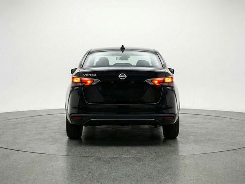 Used 2025 Nissan Versa SV FWD image 7