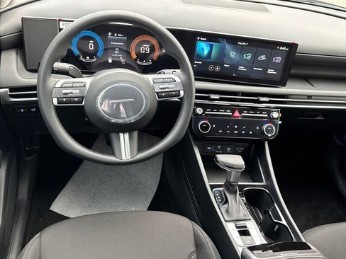 New 2026 Hyundai Tucson SEL image 14