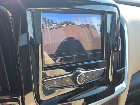 Used 2023 Chevrolet Traverse LS AWD/4WD image 22