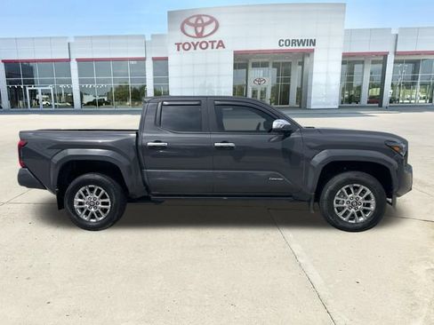 Used 2024 Toyota Tacoma Limited w/ Limited Package (LT) AWD/4WD image 6