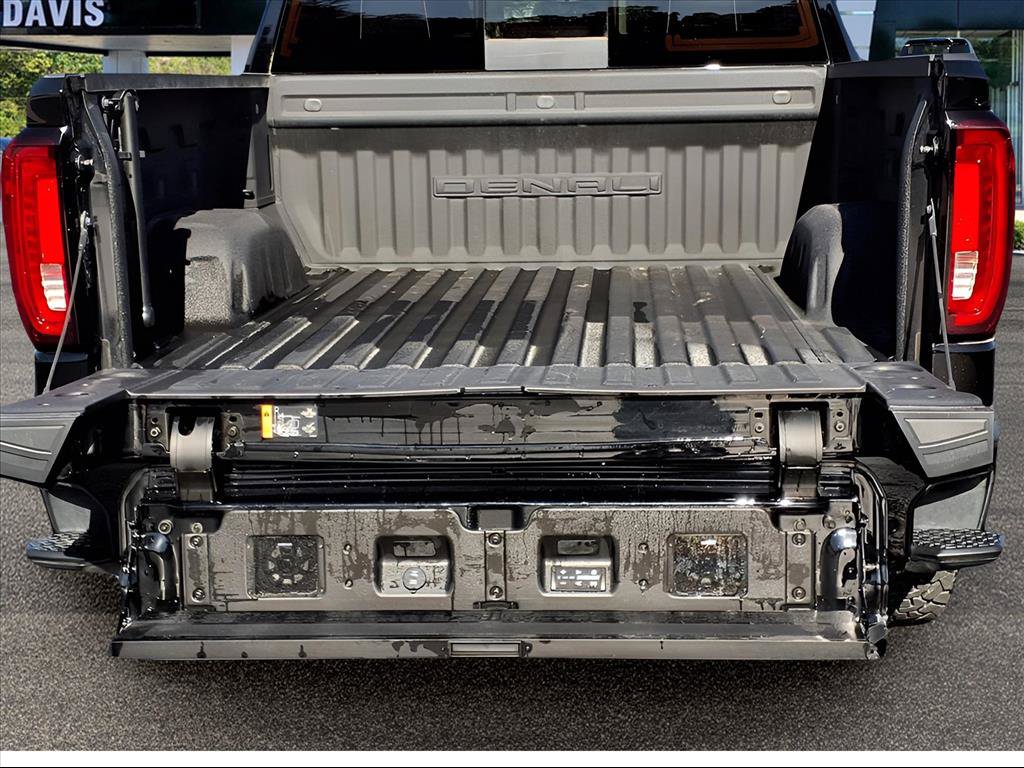Used 2023 GMC Sierra 1500 Denali Ultimate AWD/4WD image 19