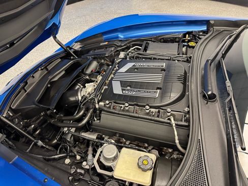 Used 2015 Chevrolet Corvette Z06 w/ 2LZ Preferred Equipment Group RWD image 20