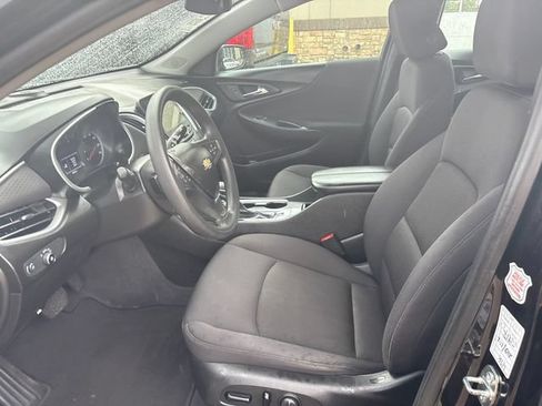 Used 2023 Chevrolet Malibu LT FWD image 15