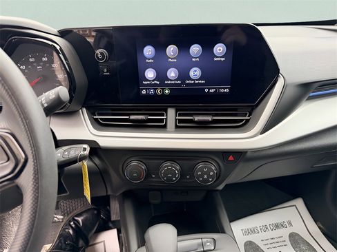 Used 2024 Chevrolet Trax LS w/ LS Convenience Package image 18