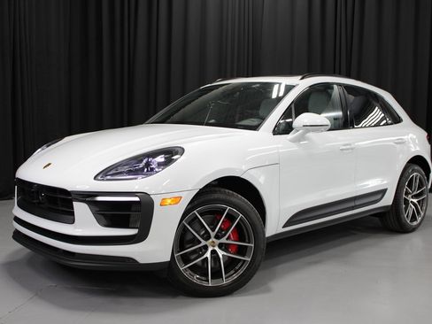 New 2026 Porsche Macan S image 1
