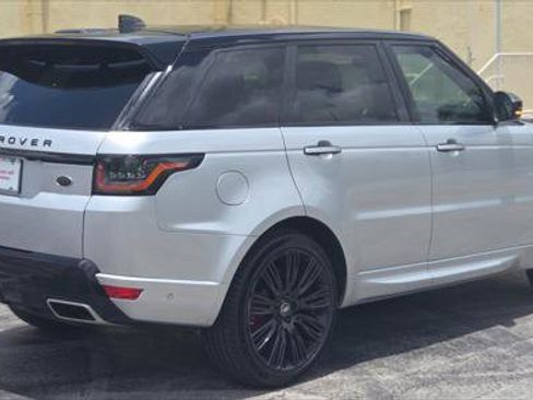 Used 2019 Land Rover Range Rover Sport HSE Dynamic AWD/4WD image 7