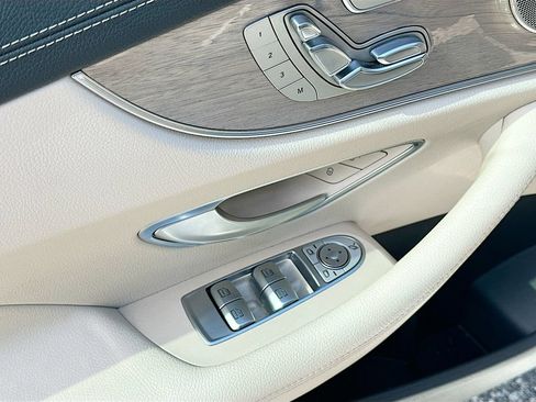 Used 2023 Mercedes-Benz E 450 Coupe image 18