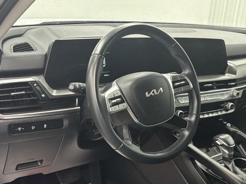 Used 2024 Kia Telluride S w/ S Sunroof Package image 17