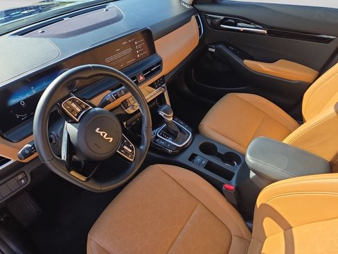 Used 2024 Kia Seltos SX w/ SX Sunroof Package AWD/4WD image 14