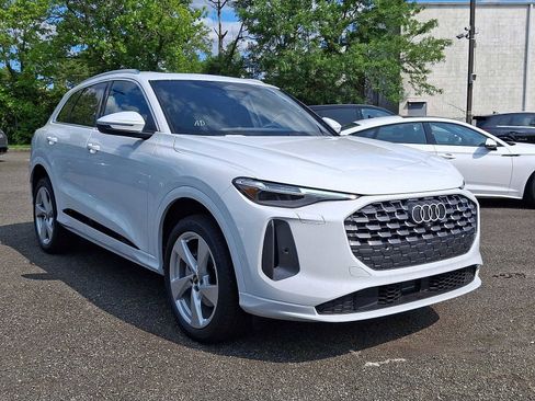 New 2025 Audi Q5 Premium Plus image 10