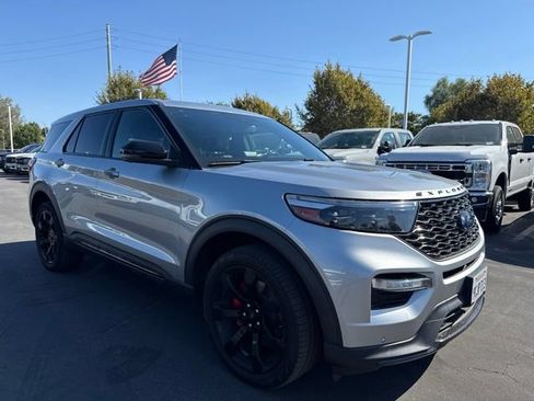 Used 2022 Ford Explorer ST w/ Equipment Group 401A AWD/4WD image 4