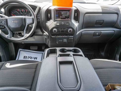 Used 2022 Chevrolet Silverado 1500 Custom Trail Boss AWD/4WD image 14