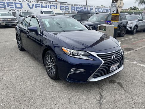 Used 2016 Lexus ES 350 w/ Navigation System Package FWD image 7
