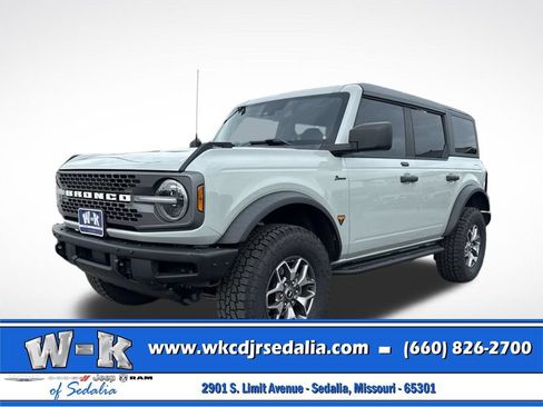 Used 2021 Ford Bronco Badlands AWD/4WD image 12