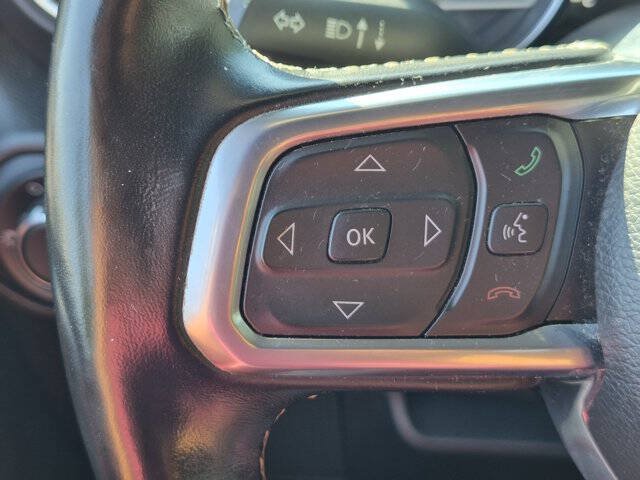 Used 2020 Jeep Wrangler Unlimited Sahara AWD/4WD image 17