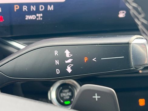 Used 2024 Buick Envision Preferred AWD/4WD image 19