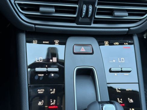 New 2026 Porsche Macan AWD/4WD image 24