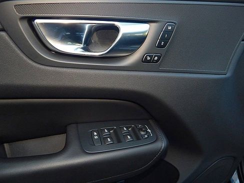 Certified 2025 Volvo XC60 T8 Plus w/ Protection Package Premier image 16