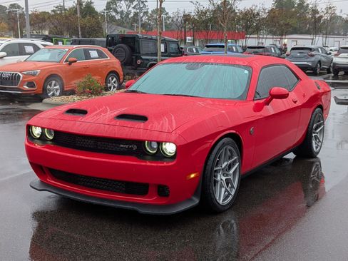 Used 2021 Dodge Challenger SRT Hellcat Redeye image 7