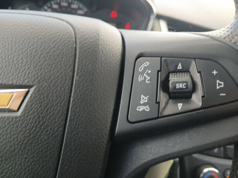 Used 2018 Chevrolet Trax LS FWD image 21