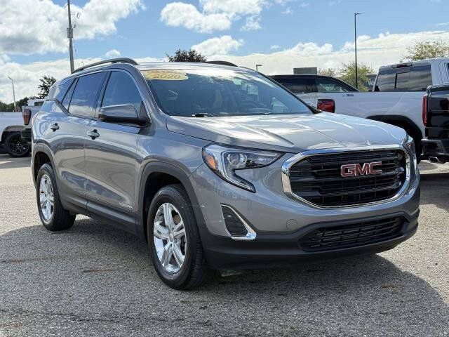 Used 2020 GMC Terrain SLE w/ Driver Convenience Package AWD/4WD image 4