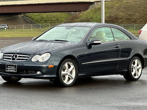 Used 2004 Mercedes-Benz CLK 320 Coupe image 7