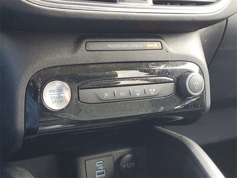 Used 2023 Ford Escape SE w/ PHEV Premium Package image 28