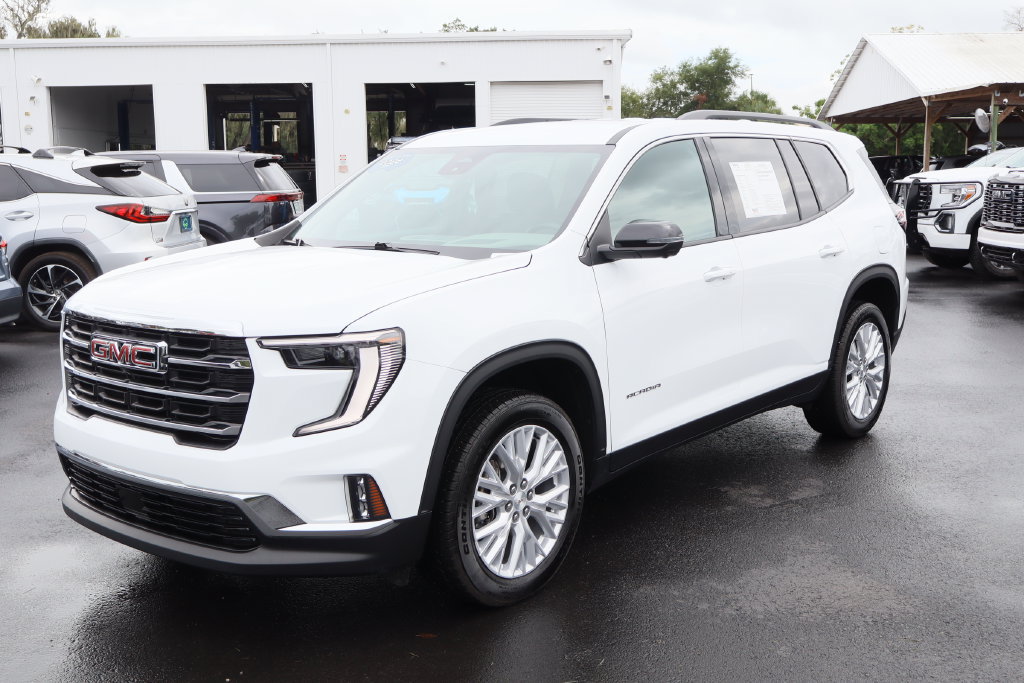 Certified 2026 GMC Acadia Elevation w/ Elevation Premium Package FWD image 5