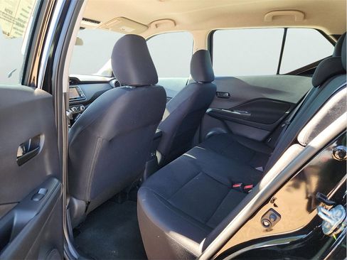 Used 2025 Nissan Kicks Play S image 18