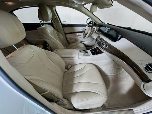 Used 2015 Mercedes-Benz S 550 4MATIC Sedan image 32