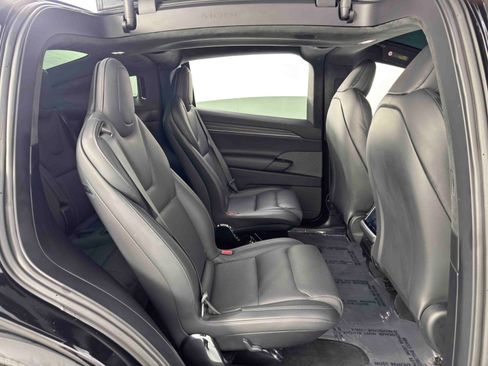 Used 2023 Tesla Model X image 44