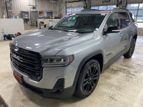 Used 2023 GMC Acadia SLT w/ Elevation Edition AWD/4WD image 5