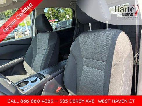 Certified 2026 Nissan Rogue SV AWD/4WD image 19