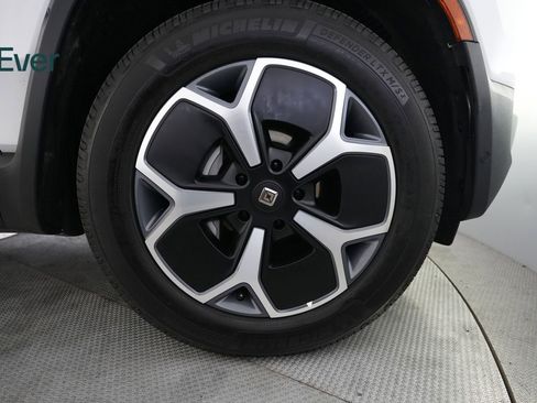 Used 2024 Rivian R1S Adventure AWD/4WD image 20
