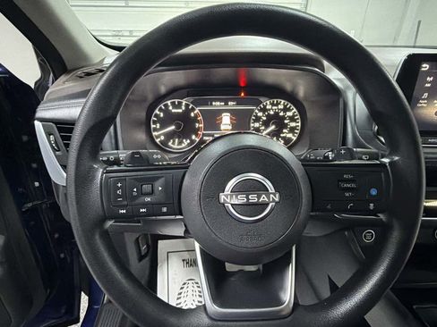 Used 2023 Nissan Rogue SV FWD image 15