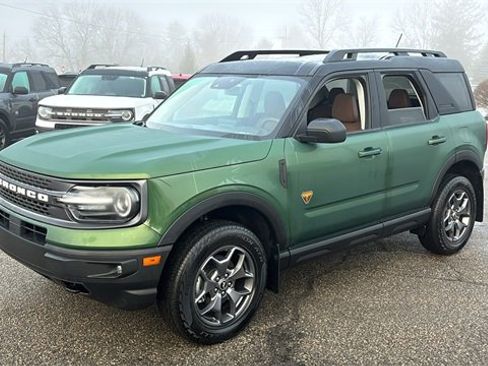 Used 2024 Ford Bronco Sport Badlands w/ Premium Package image 2